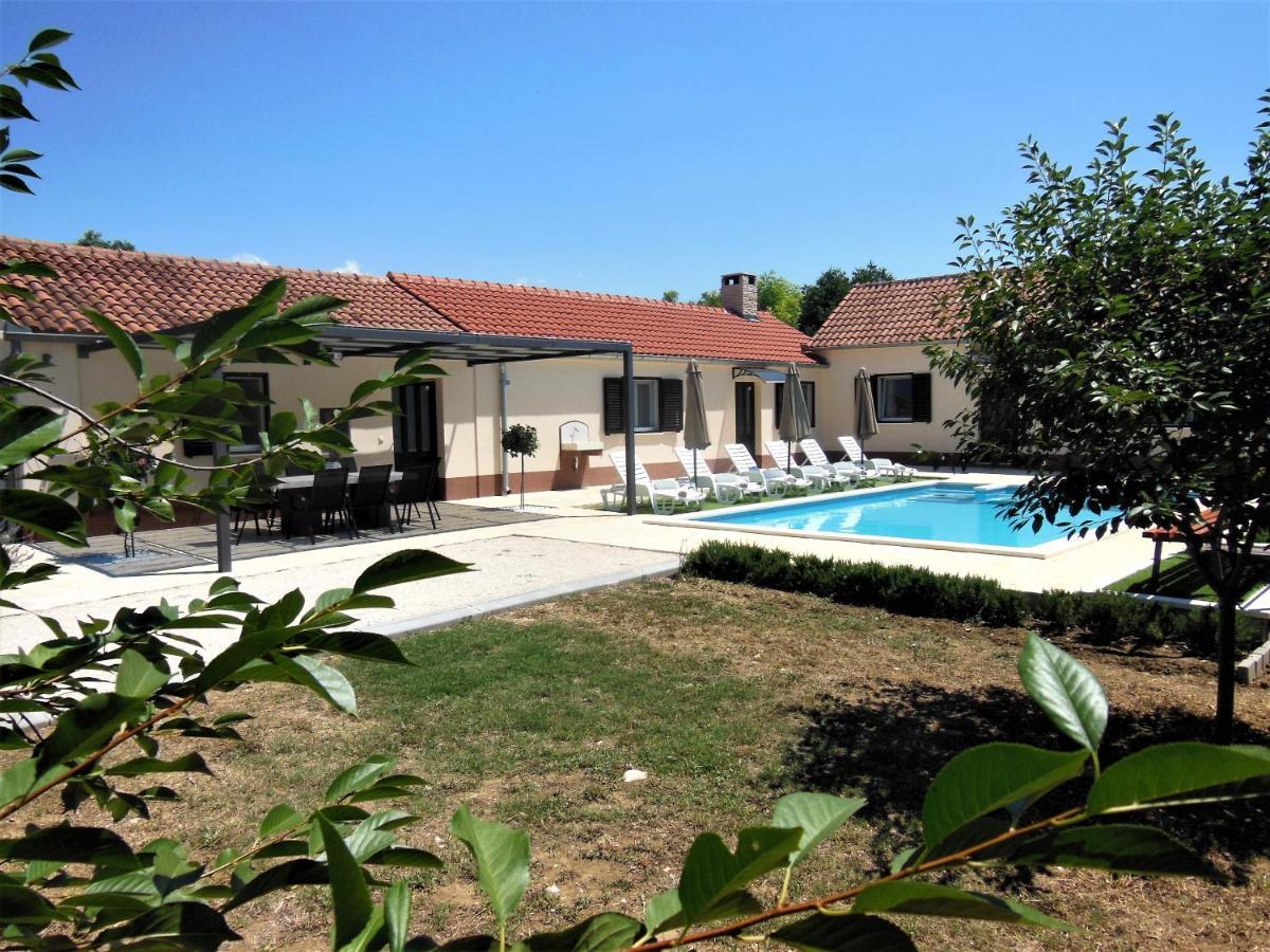 Holiday Home Tuta Polaca Екстериор снимка