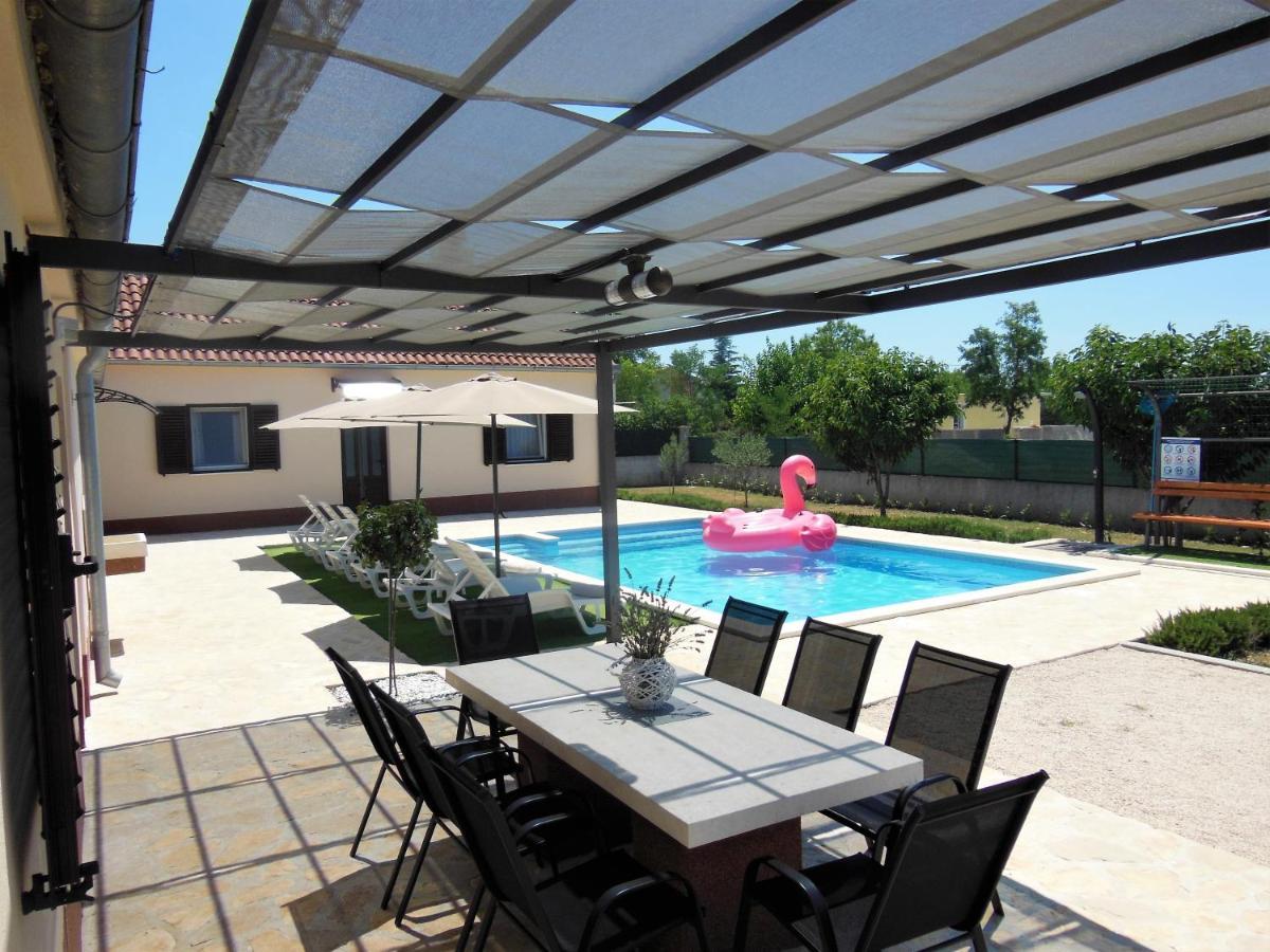 Holiday Home Tuta Polaca Екстериор снимка